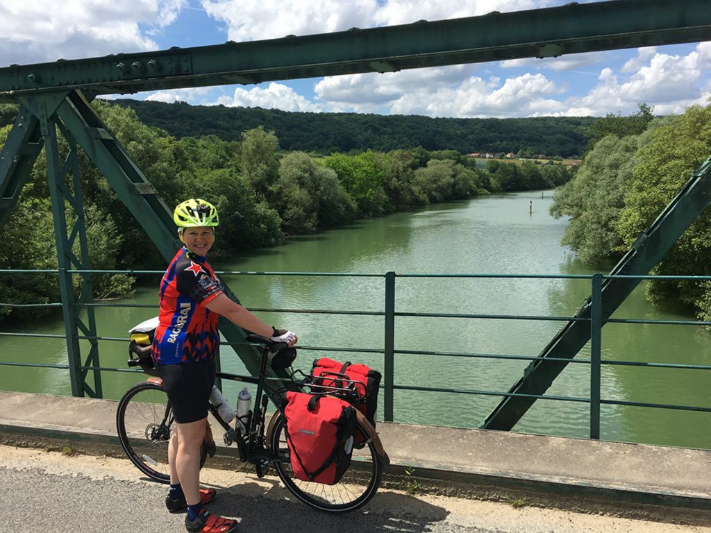 At Passy-sur-Marne